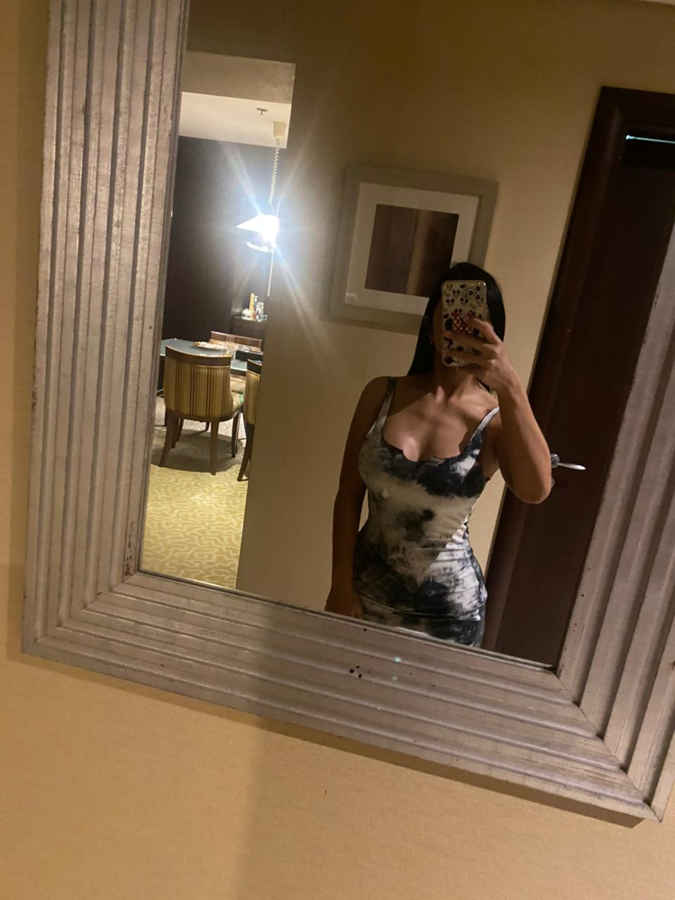 Escort - MARTINA - Ibiza Tops